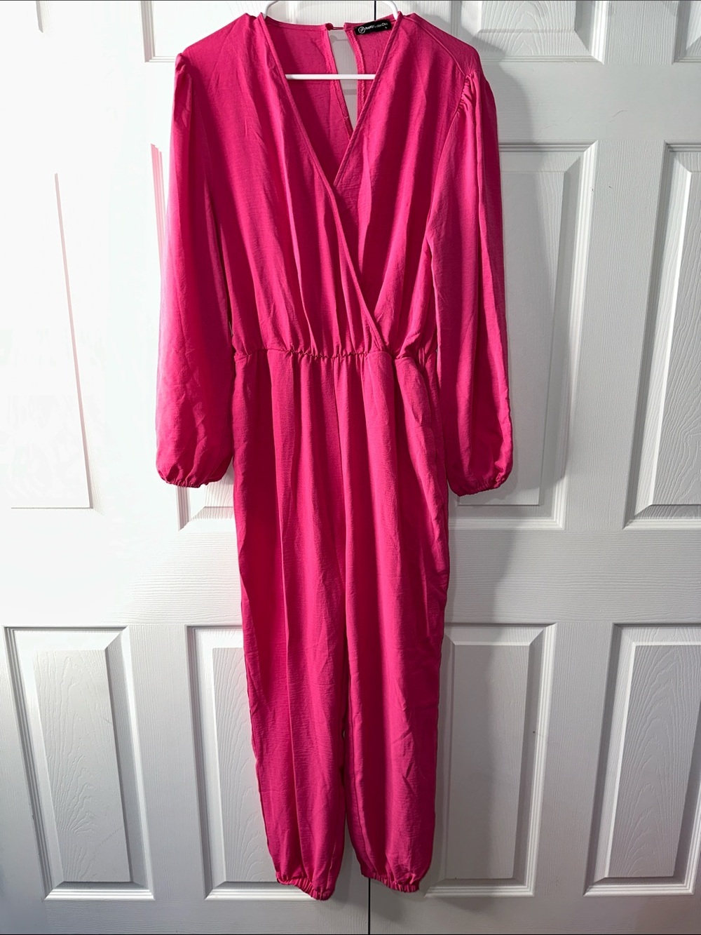 Women's V-Neck Long Sleeve Jumpsuit in Bright Pink